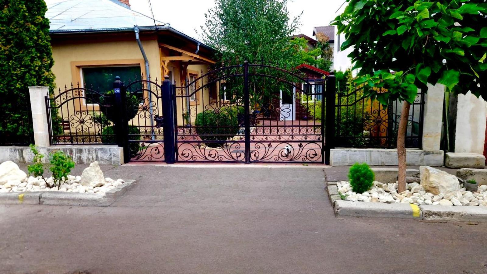 Hotel Casa Teo Buzău Exterior foto